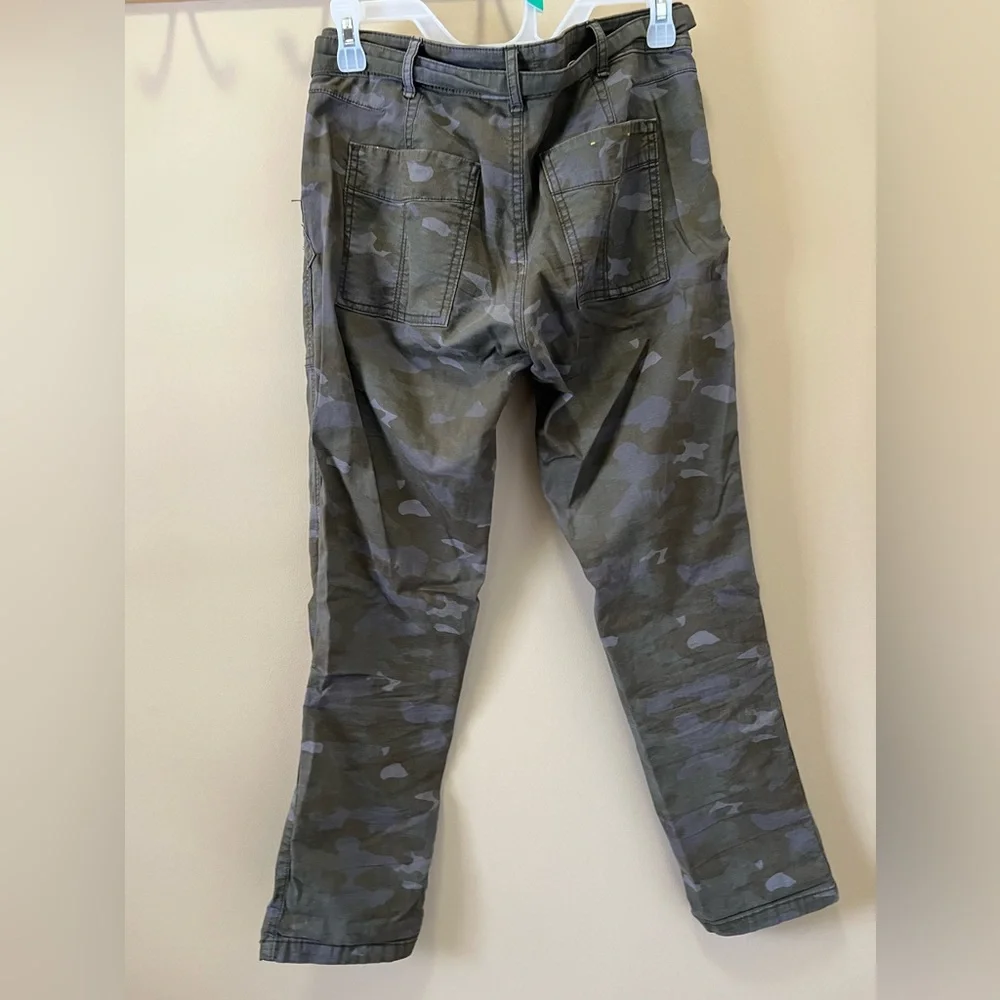 ANTHROPOLOGIE The Wanderer Moss Camouflage Pants Size 27 - Picture 4 of 9